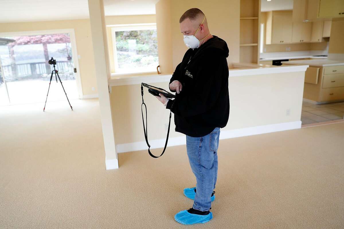 Photographer Tom Sparks creates a 3-D interactive tour of a rental property in Sausalito, Calif., on Thursday, April 16, 2020.