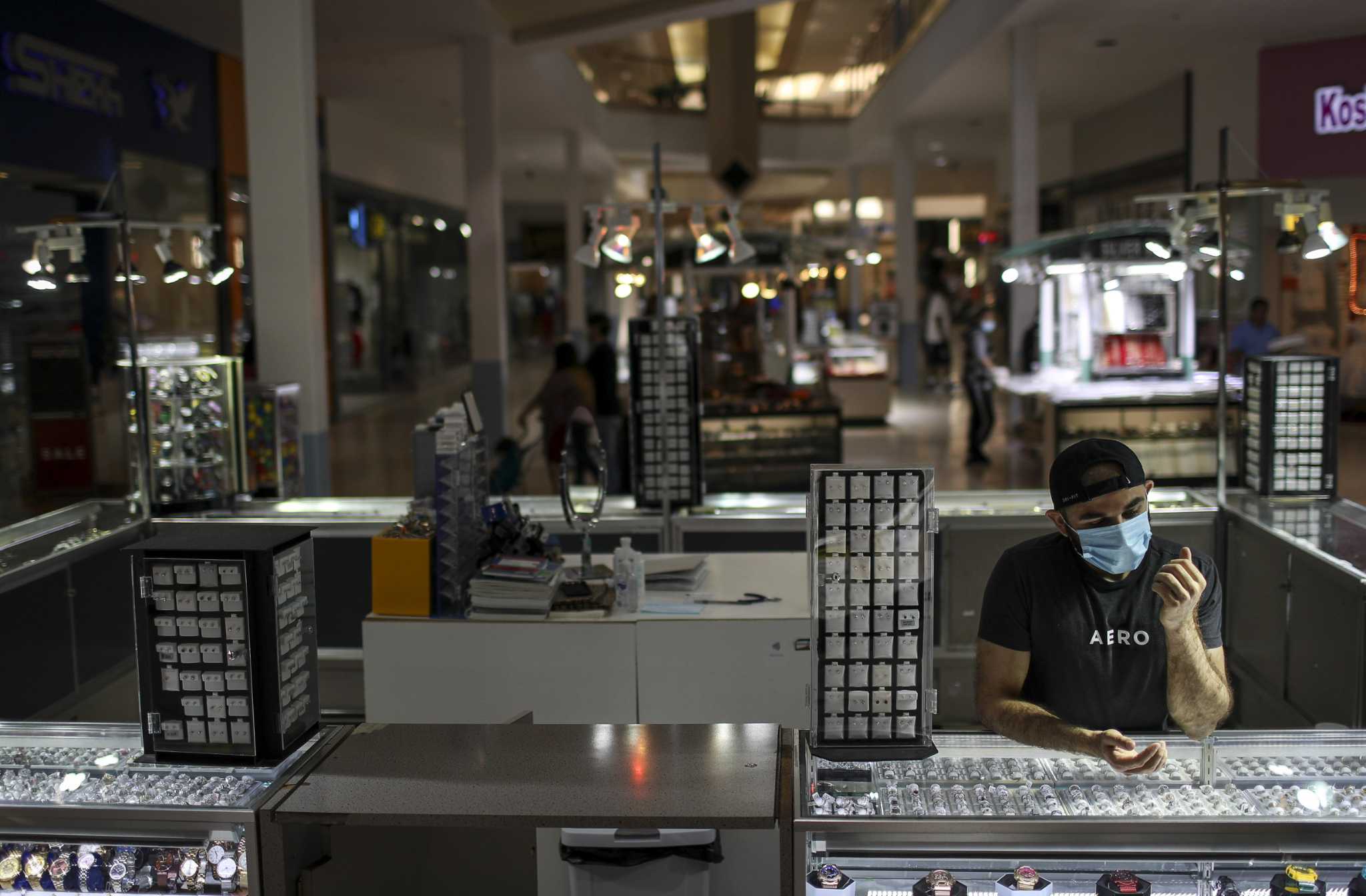 J.C. Penney's Houston stores to remain open amid dozens of closings in U.S.