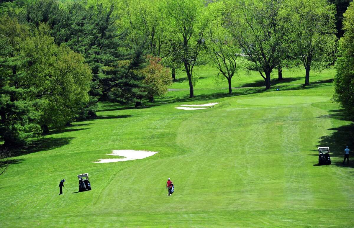 Golfers return to Fairchild Wheeler