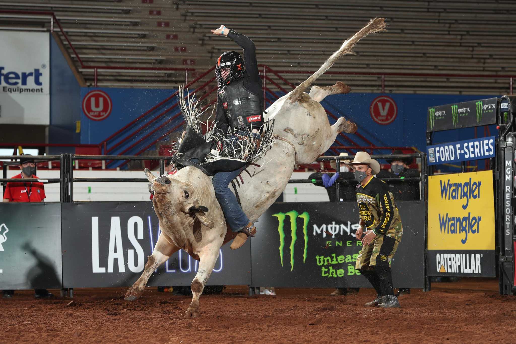 Cody Teel finishes fourth at PBR Unleash The Beast