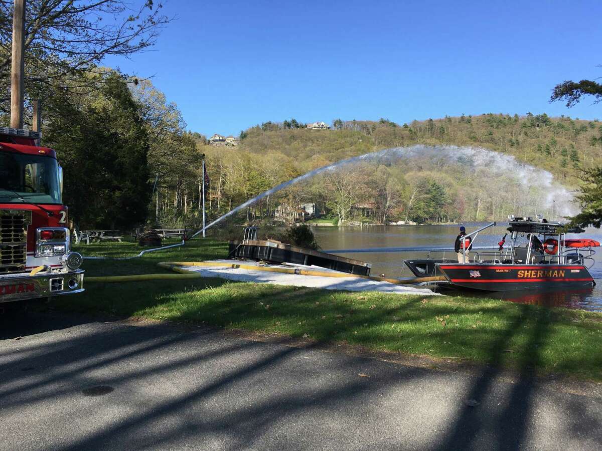 Sherman fire department gets new fire/rescue boat