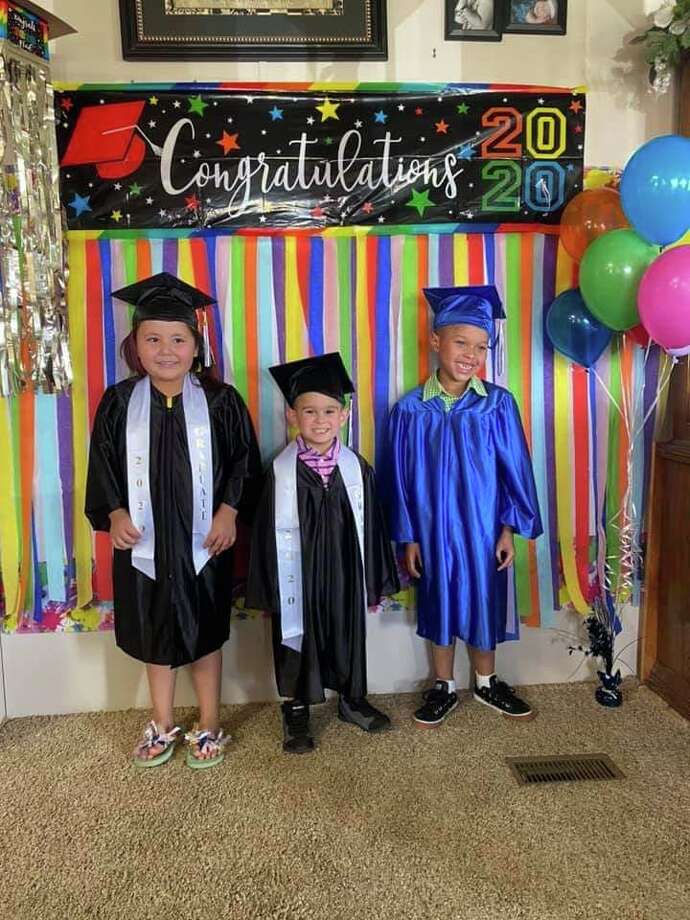 Download Cotton Center family celebrates kindergarten graduation ...