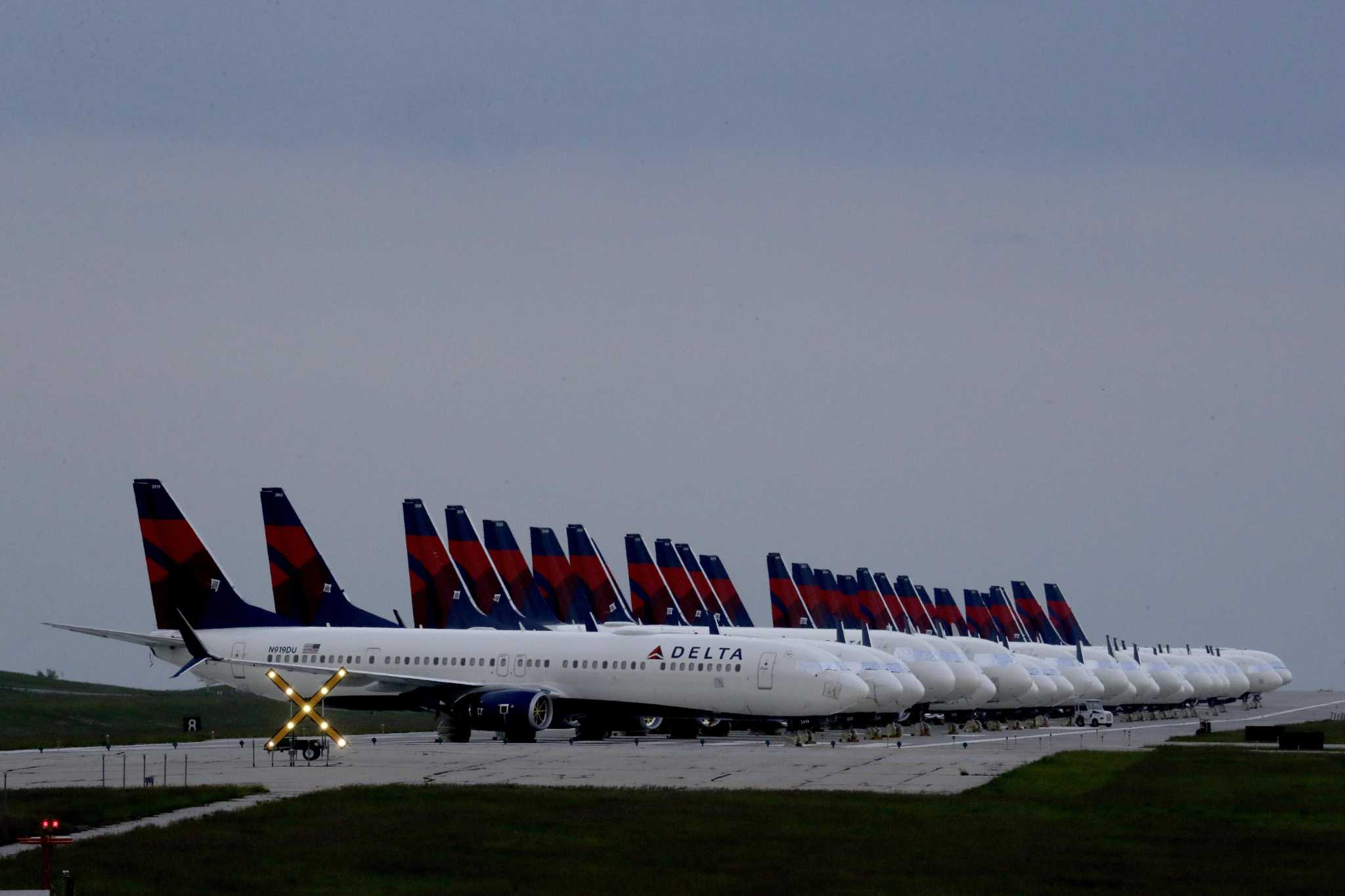Delta flight from Hartford to Atlanta diverted for “maintenance issue”
