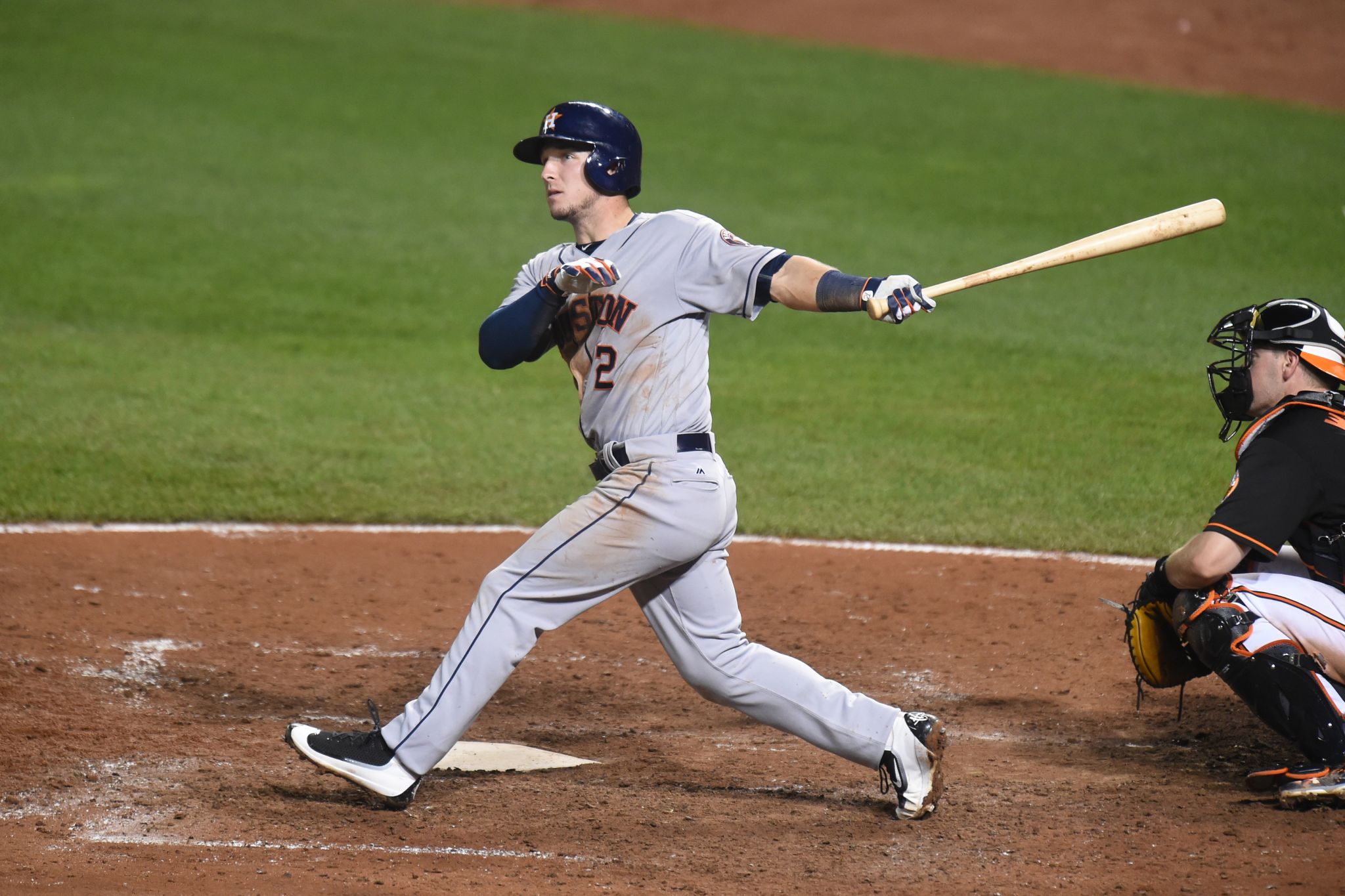 How get Alex Bregman to analyze your swing