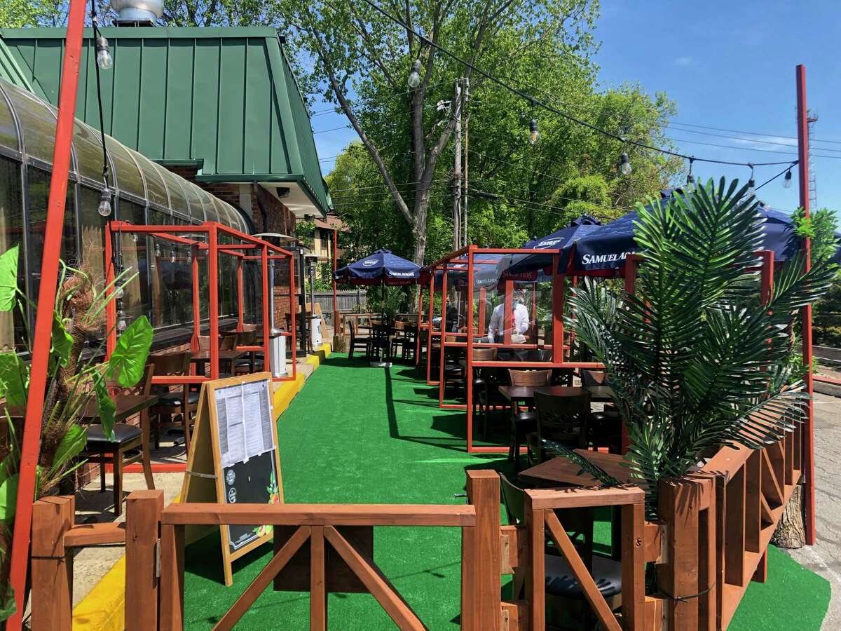 Indoor dining at CT restaurants reopens soon. Is it safe?