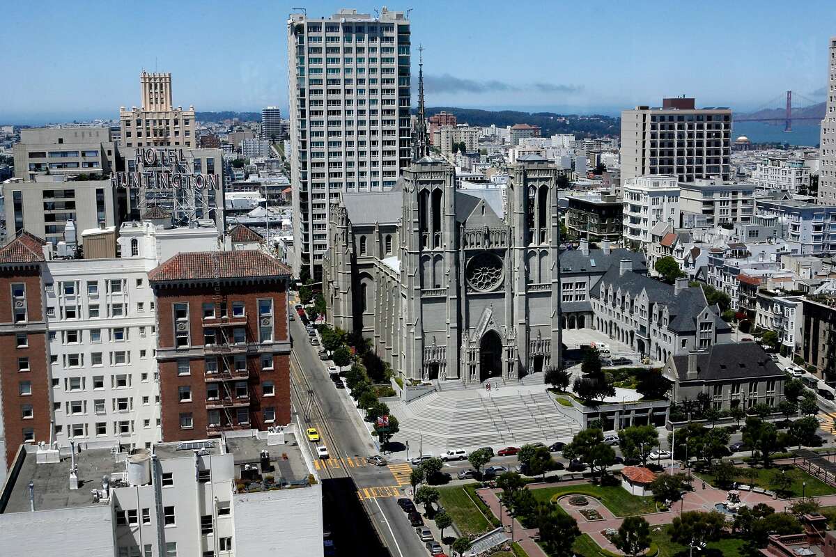 The view of Grace Cathedral from the Top of the Mark on Nob Hill in 2007.