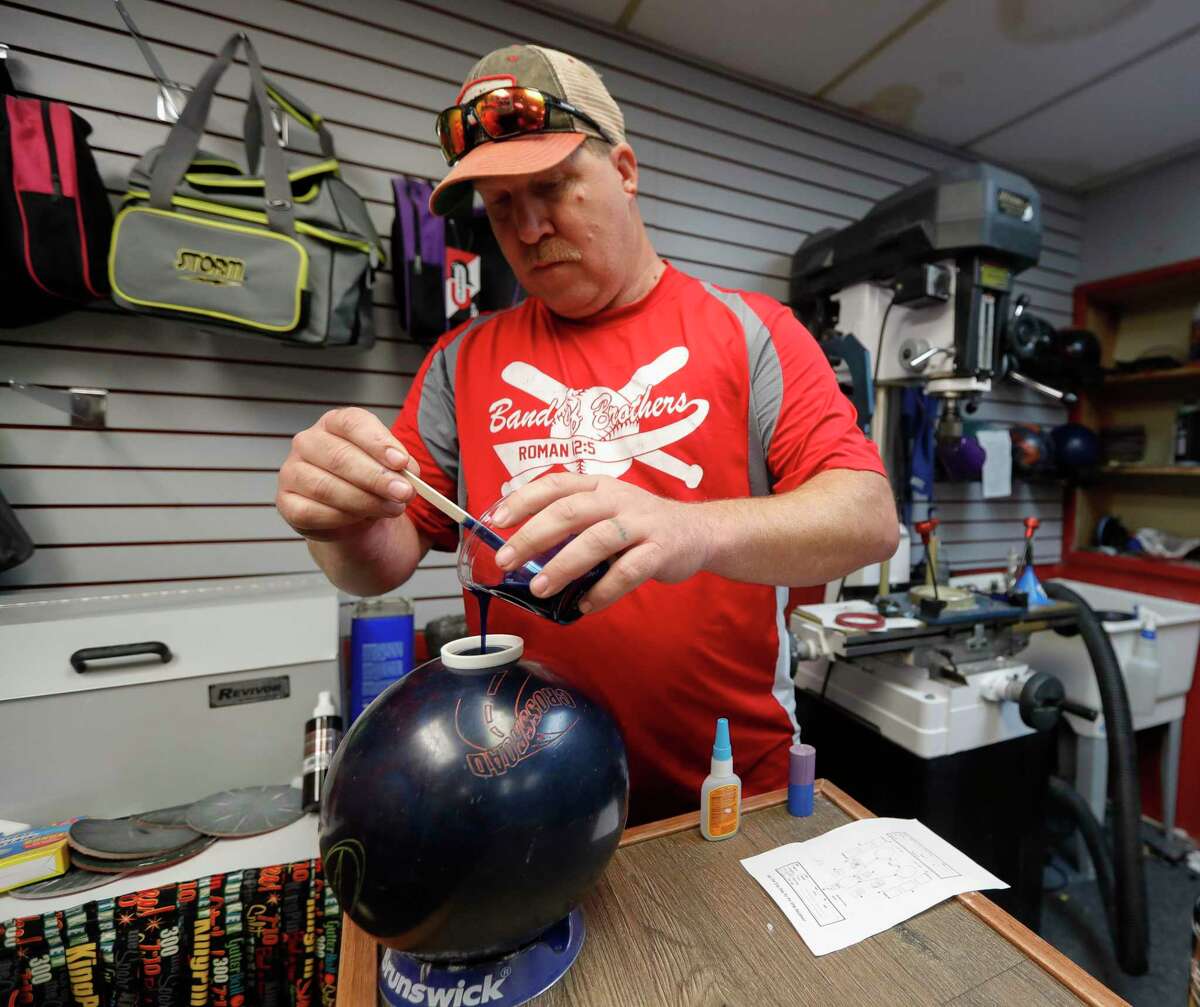 Conroe Bowling Alley Preps For Reopening After Coronavirus Closure