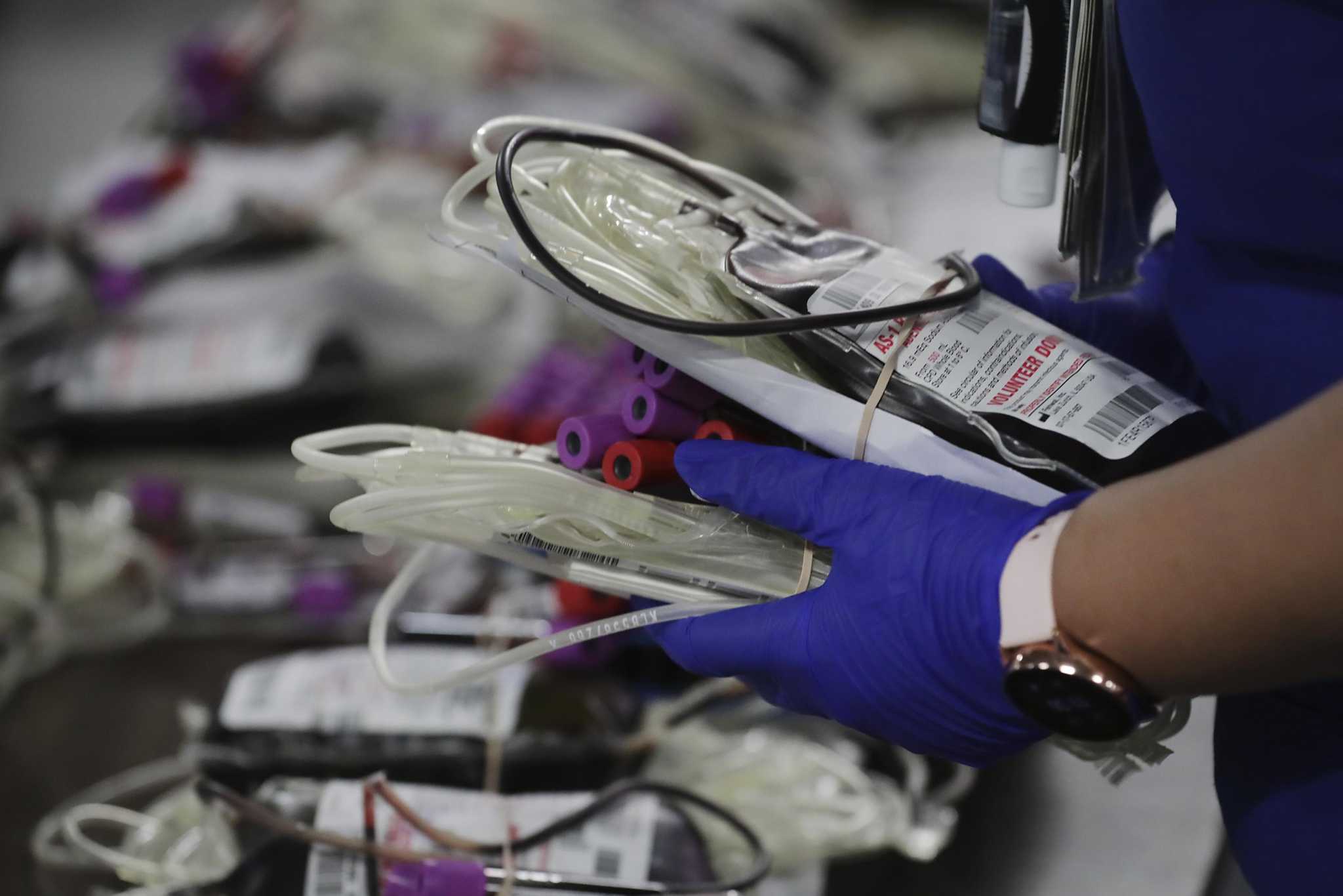 The Wash Tub and South Texas Blood and Tissue Center partner up for drive