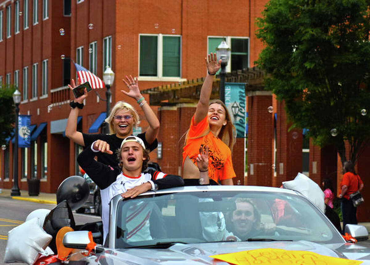 Seniors of Edwardsville High School rallied one last time as they cruised down Main Street Thursday and created their own parade to celebrate all their accomplishments.