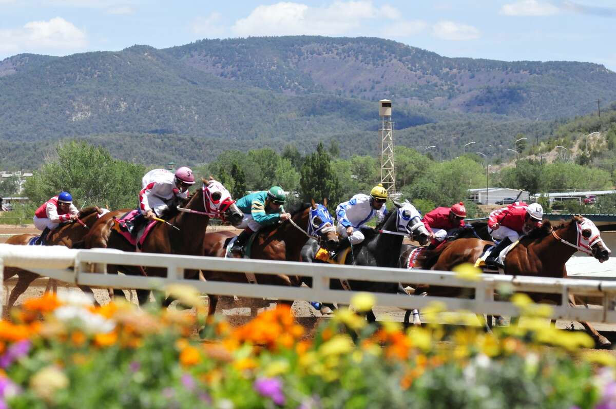 Races begin at Ruidoso Downs without spectators for now