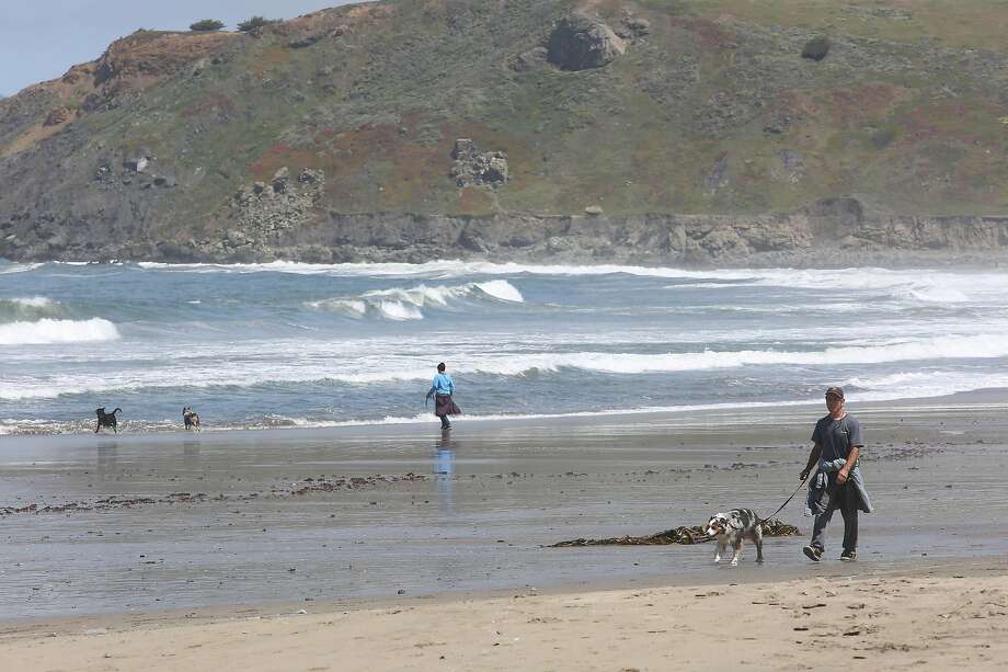 A man walks at Pacifica State Beach during a daily walk on Thursday, April 30, 2020 in Pacifica, Calif. Photo: Lea Suzuki, The Chronicle