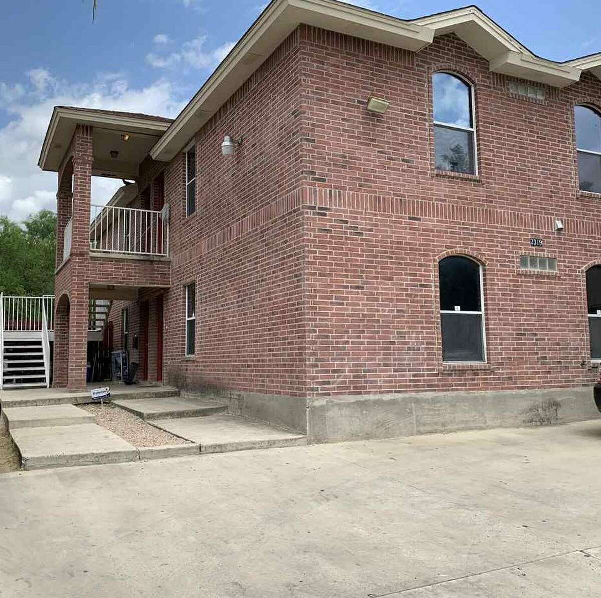 3319 S Bartlett Ave. Click the address for more information $249,900 7,716 Sq.Ft. Great investment opportunity. All units are occupied. Great location, close to shopping centers, schools, restaurants. A must see!!!! Schedule an appointment with your REALTOR today! Ernie Rendon: (956) 286-6692, ernie@txeliterealty.com