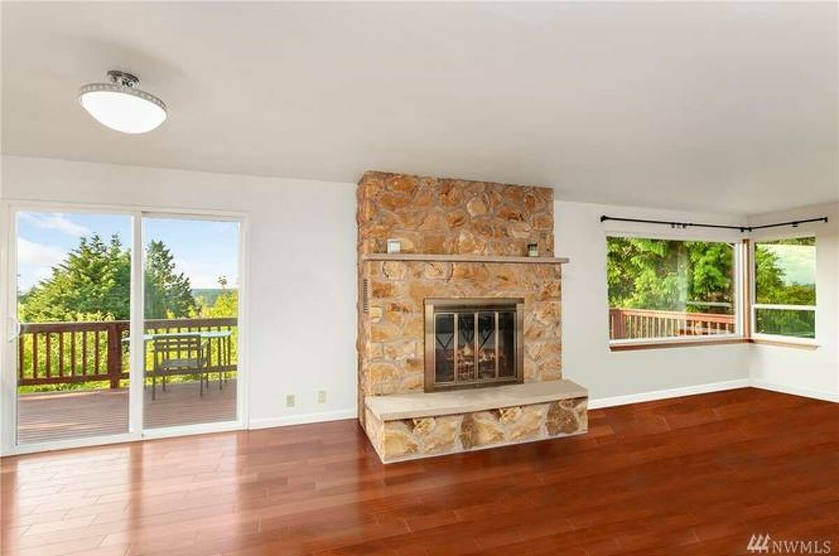 5134 S Fountain St., Seattle, WA 98178, listed for $700,000. See the full listing here.