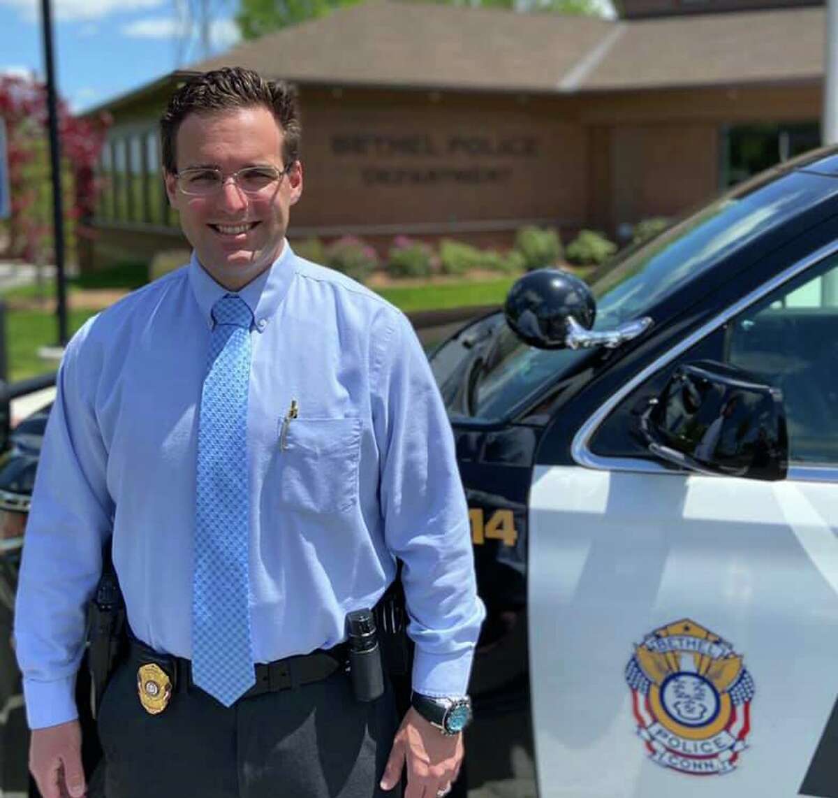 Bethel PD names detective as 2019 Officer of the Year