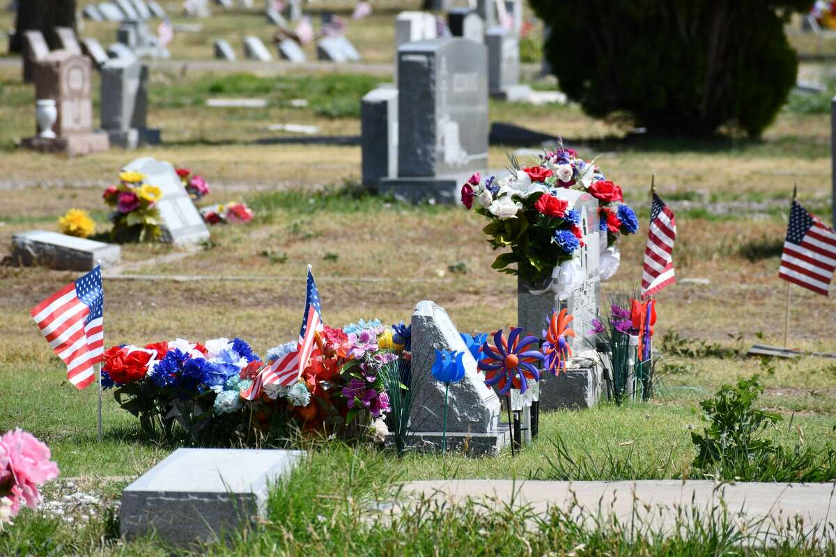 Veterans’ graves were still marked by flags for Memorial Day over the weekend, even as other traditional ceremonies were forced to be canceled as a result of COVID-19.