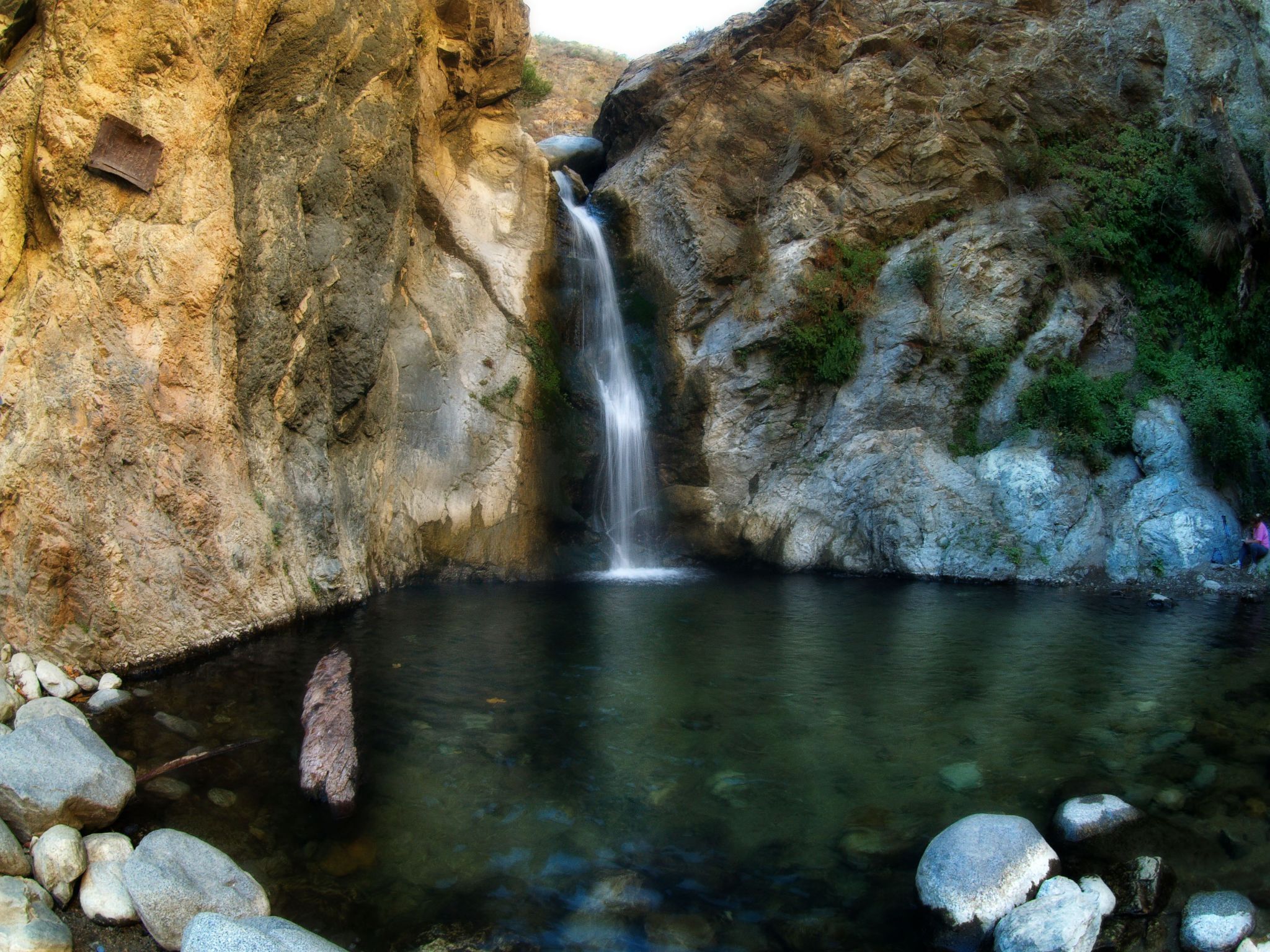 Eaton Canyon Hiking Trail Recently Reopened California Park, Overwhelmed By Crowds, Closes Again