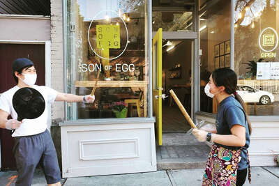 Critic S Notebook The Future Of Dining Is Now And It S Contactless
