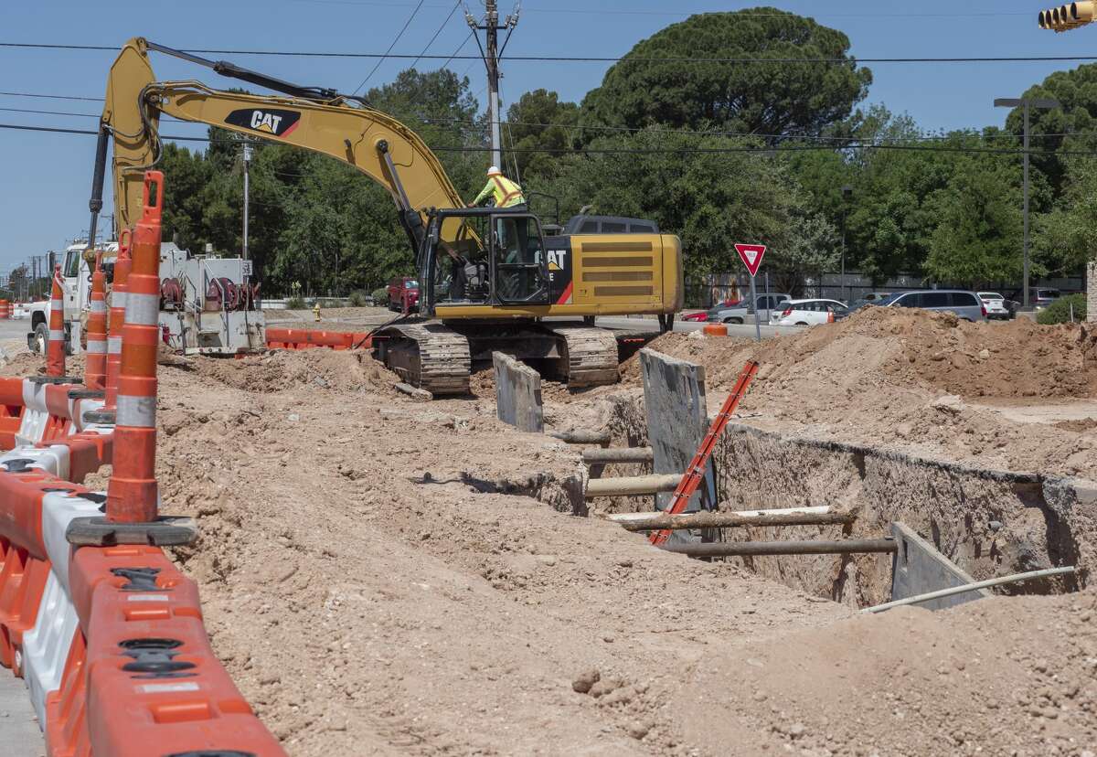 Construction continues in May 2020 at the intersection of Midkiff Road and Golf Course Road. Tim Fischer/Reporter-Telegram