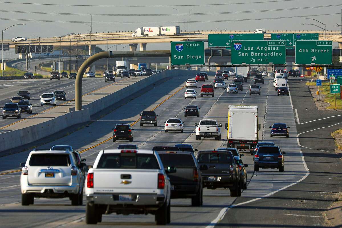 The morning commute on the southbound 15 Freeway in Ontario, Calif., on May 8, 2020, was slightly busier than in prior weeks. (Irfan Khan/Los Angeles Times/TNS)