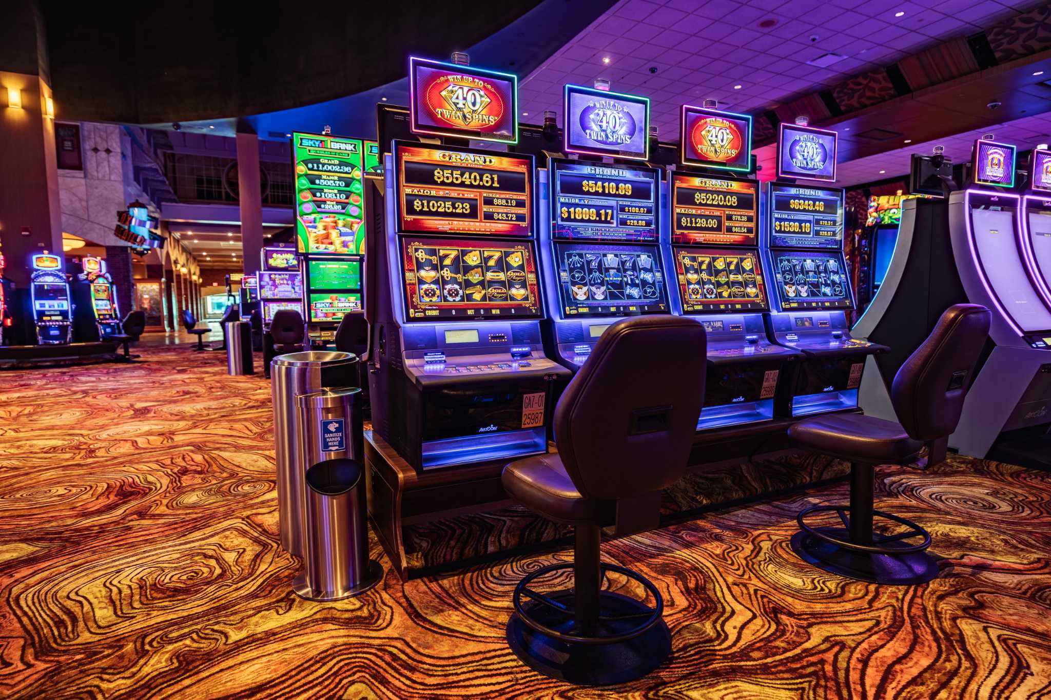 closest casinos with slots near me