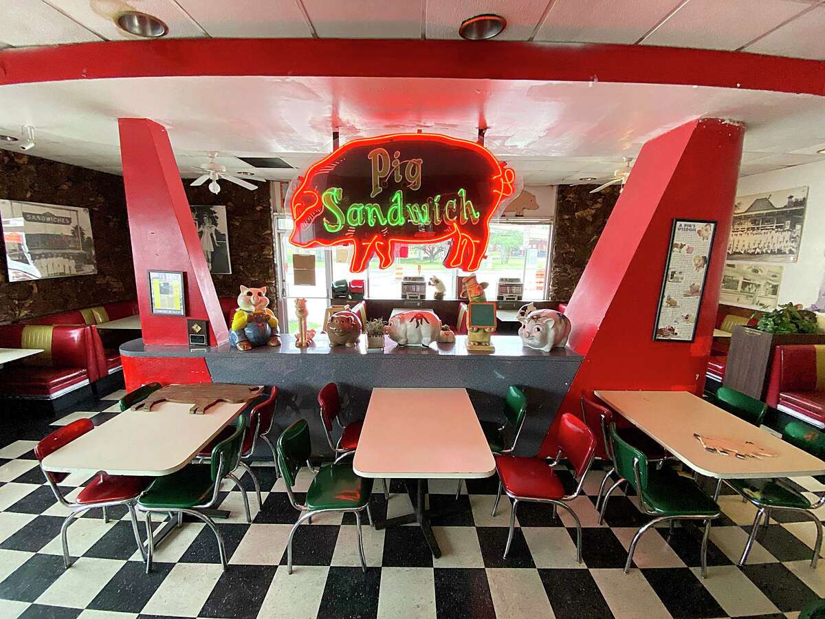 The Pig Stand on Broadway has an old-fashioned diner feel.