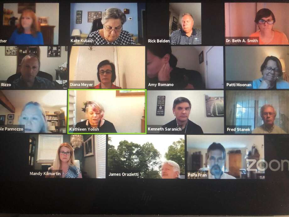 Board of Education meeting on Thursday, May 27. Photo: Brian Gioiele / Hearst Connecticut Media / Connecticut Post