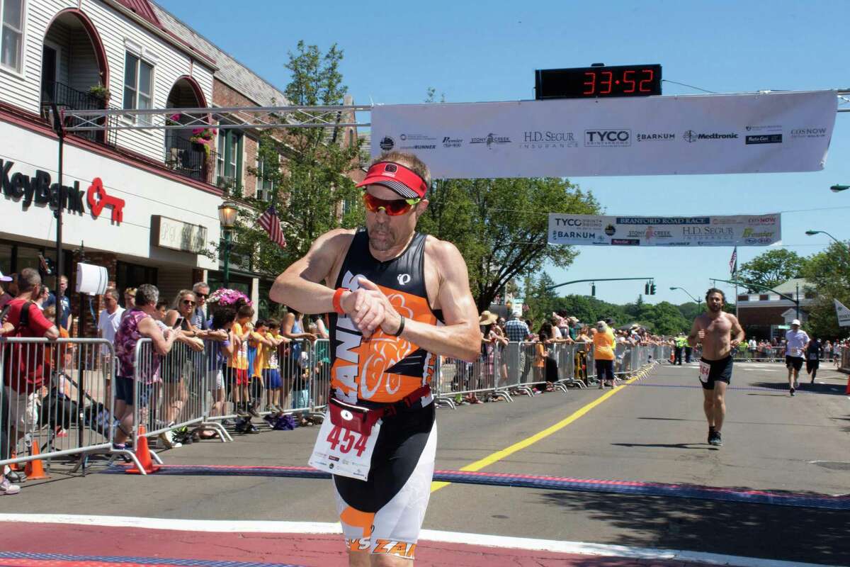 Runners adjusting to competing in virtual road races