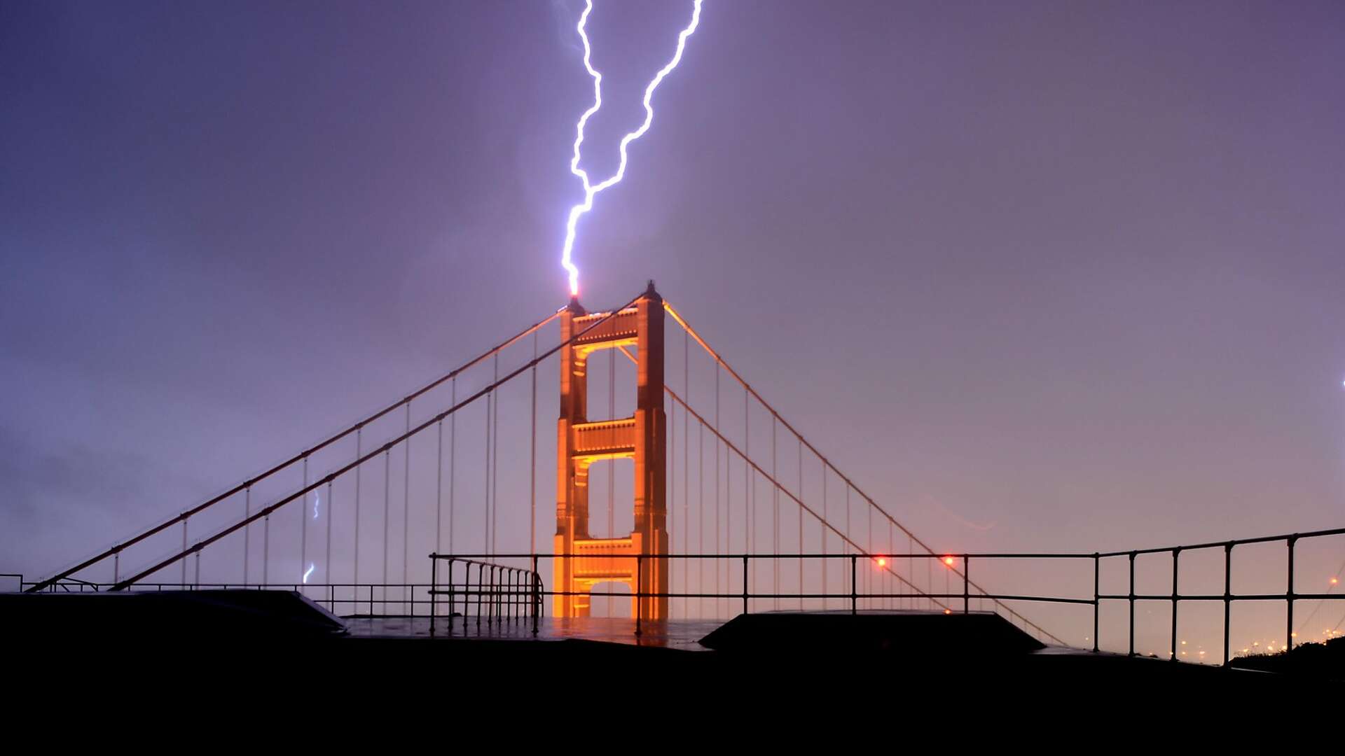 Thunder, lightning could hit Bay Area in weekend storm, image size:1920x1080