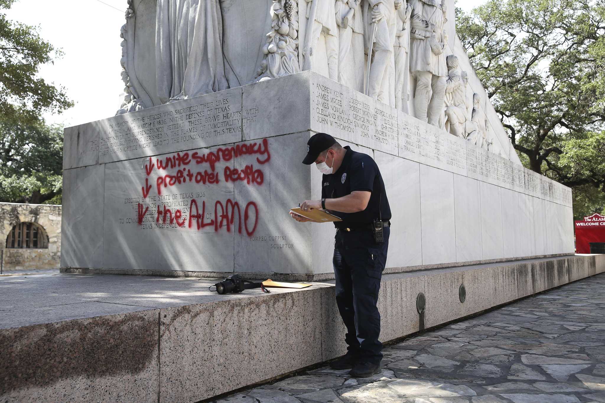 City closes Alamo Plaza for third night as demonstrations continue