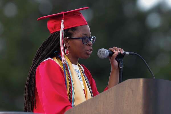 Graduation speech ideas 2021 image