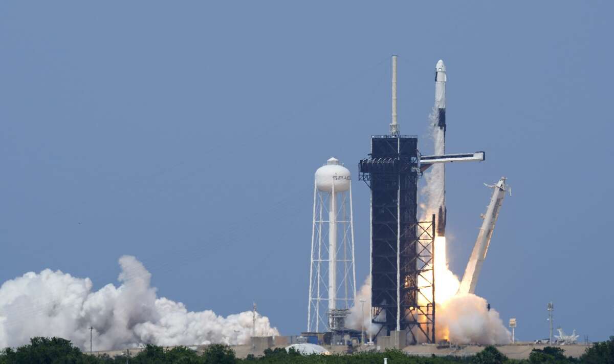 NASA, SpaceX successfully launch two astronauts