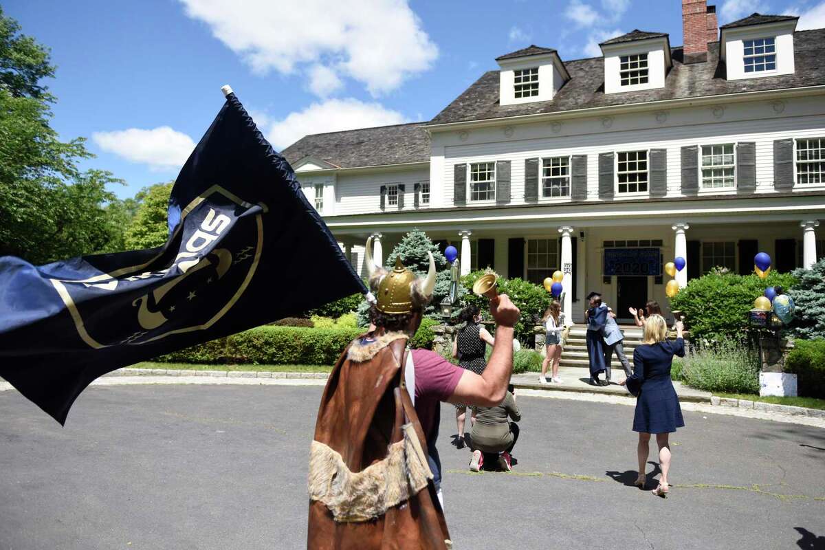 Stamford’s King School celebrates grads with drivethru ceremonies