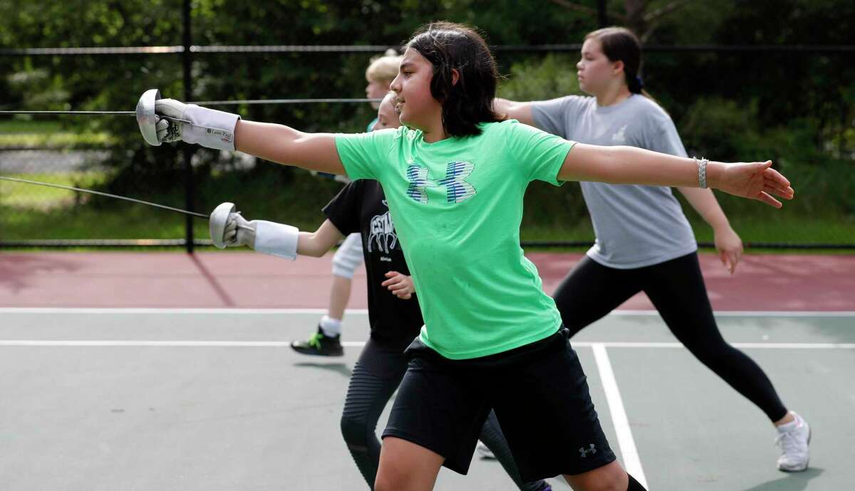 Fencing school of The Woodlands faces COVID19 challenges