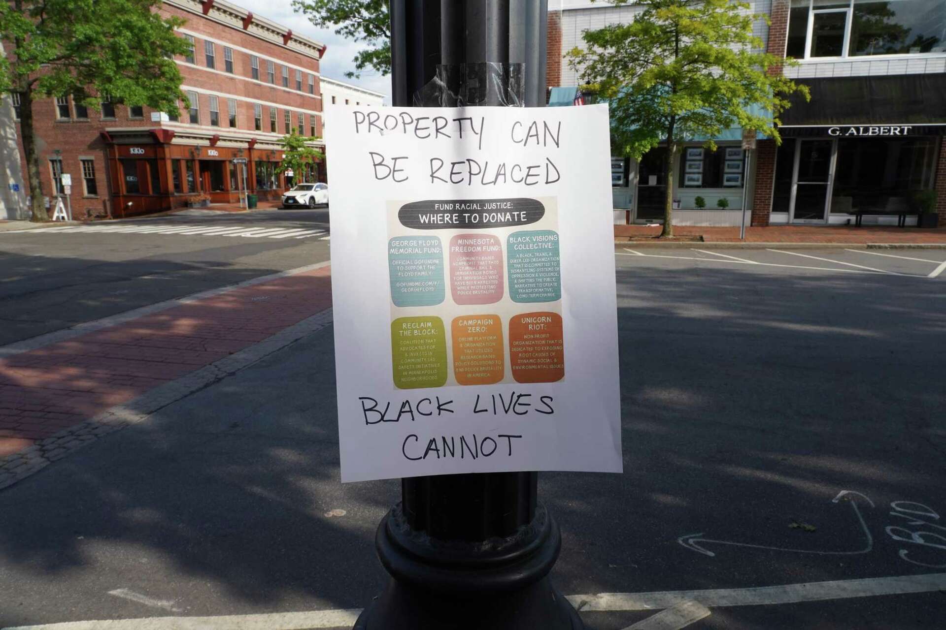 New Canaan has brief quiet protest