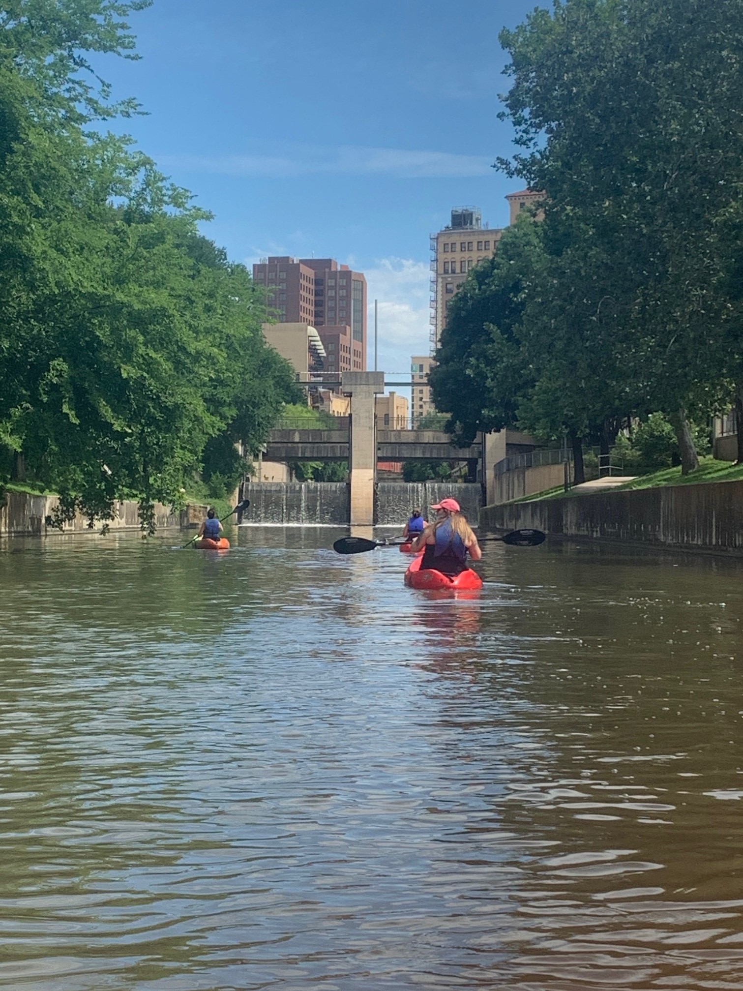 San Antonio kayakrental company has seen increase of business since