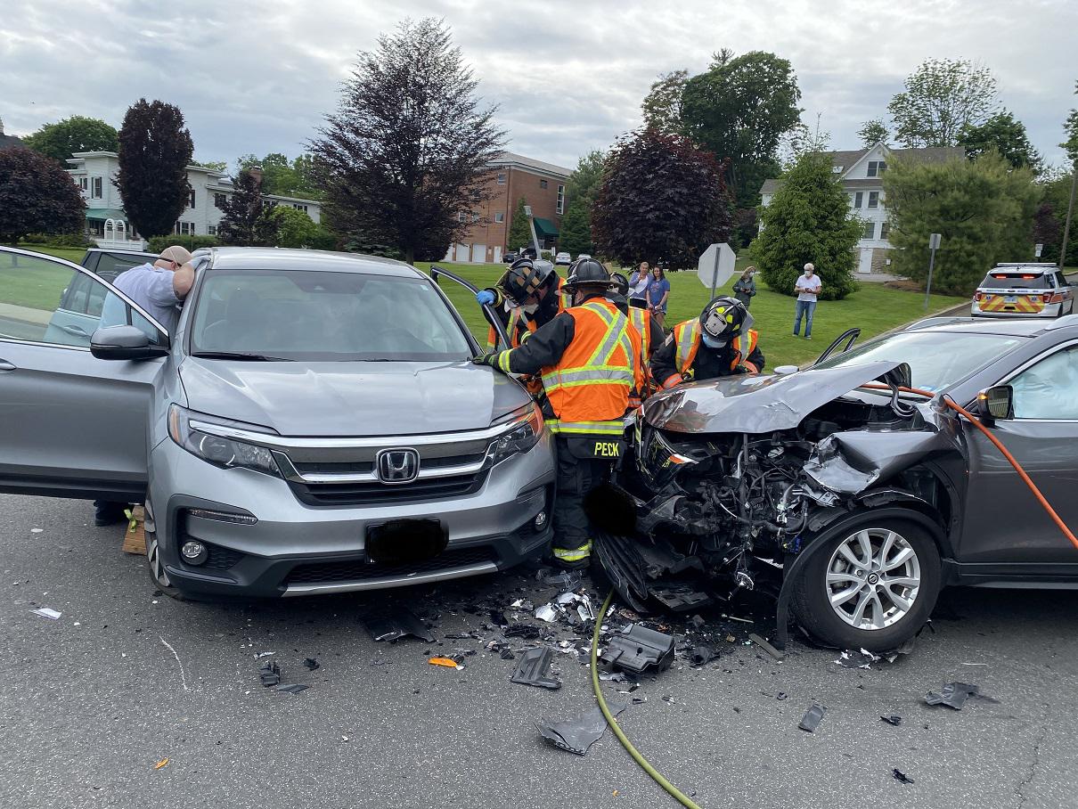 Westport Fd Car Crash Injures Two People