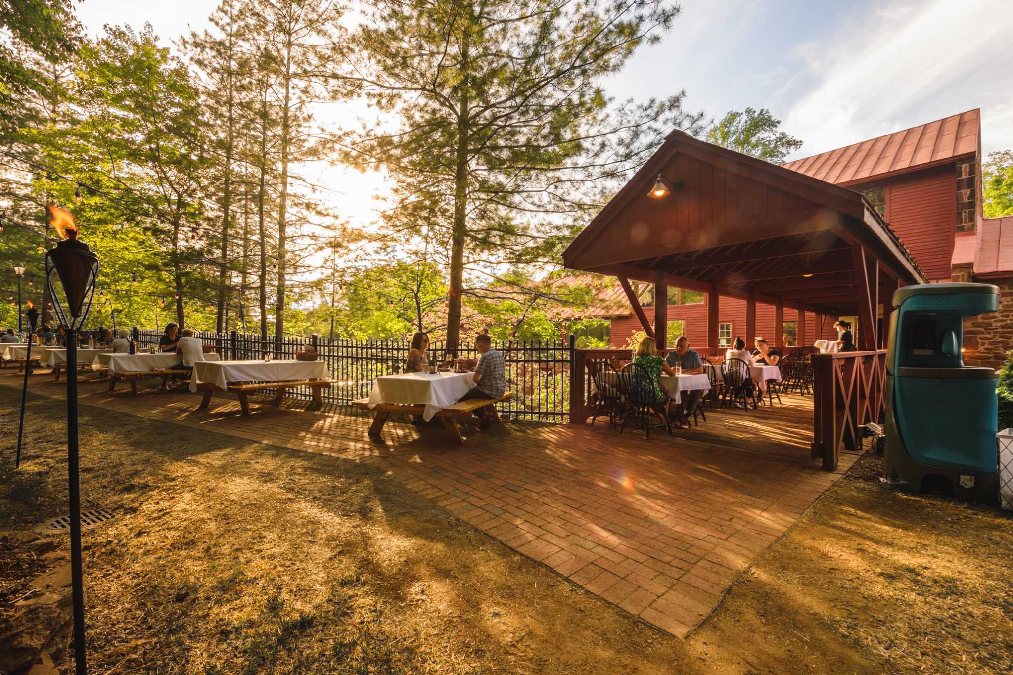 Waterfalls Ski Lifts And Drive-in Movies Ct Restaurants Get Creative With Outdoor Dining