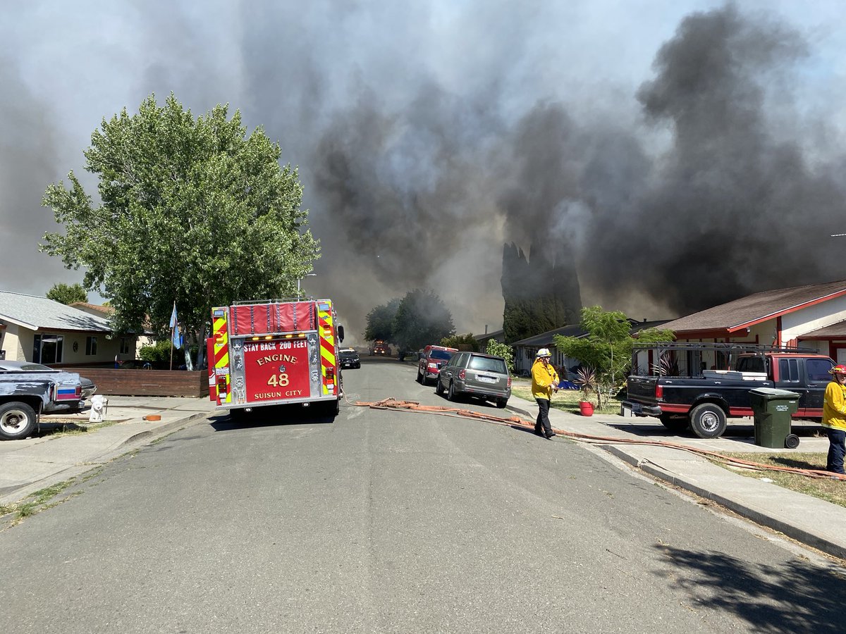 Suisun City fire reaches 300 acres, still growing; 11 homes damaged