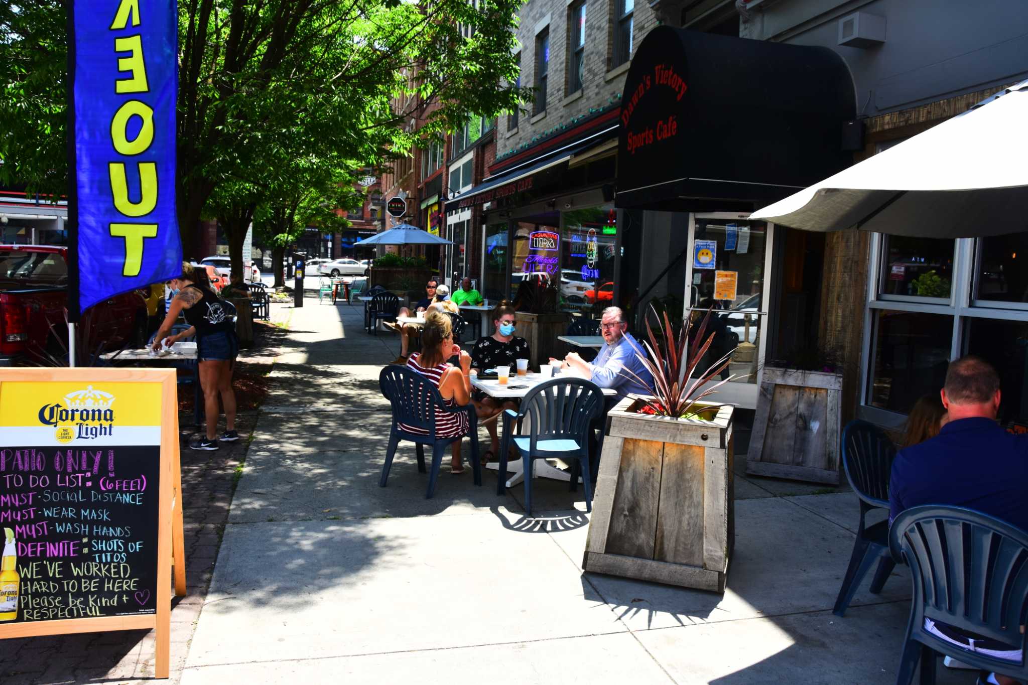 Troy Ny Restaurants With Outdoor Seating Charlyn Frasier   RawImage 