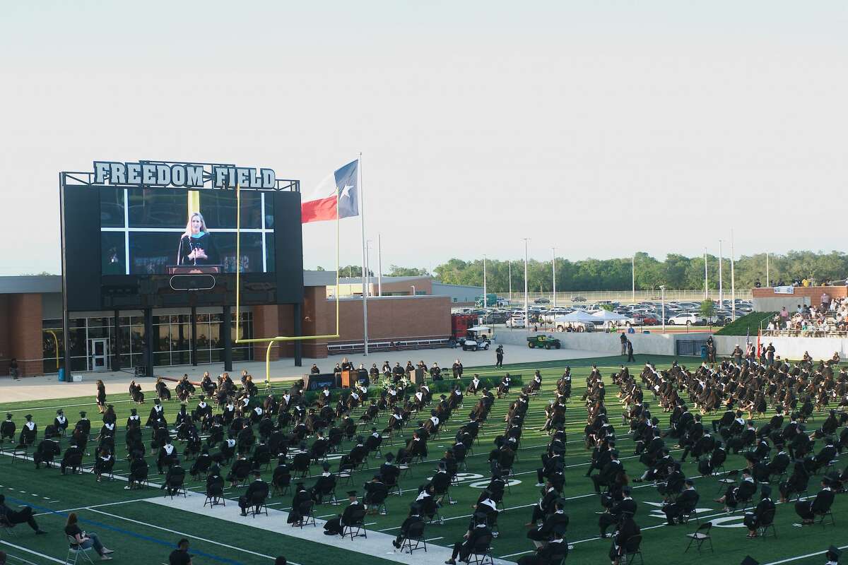 See photos of Shadow Creek High seniors’ graduation ceremony