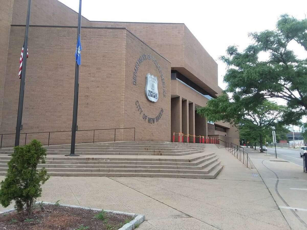 The New Haven Police Department. Union Avenue.