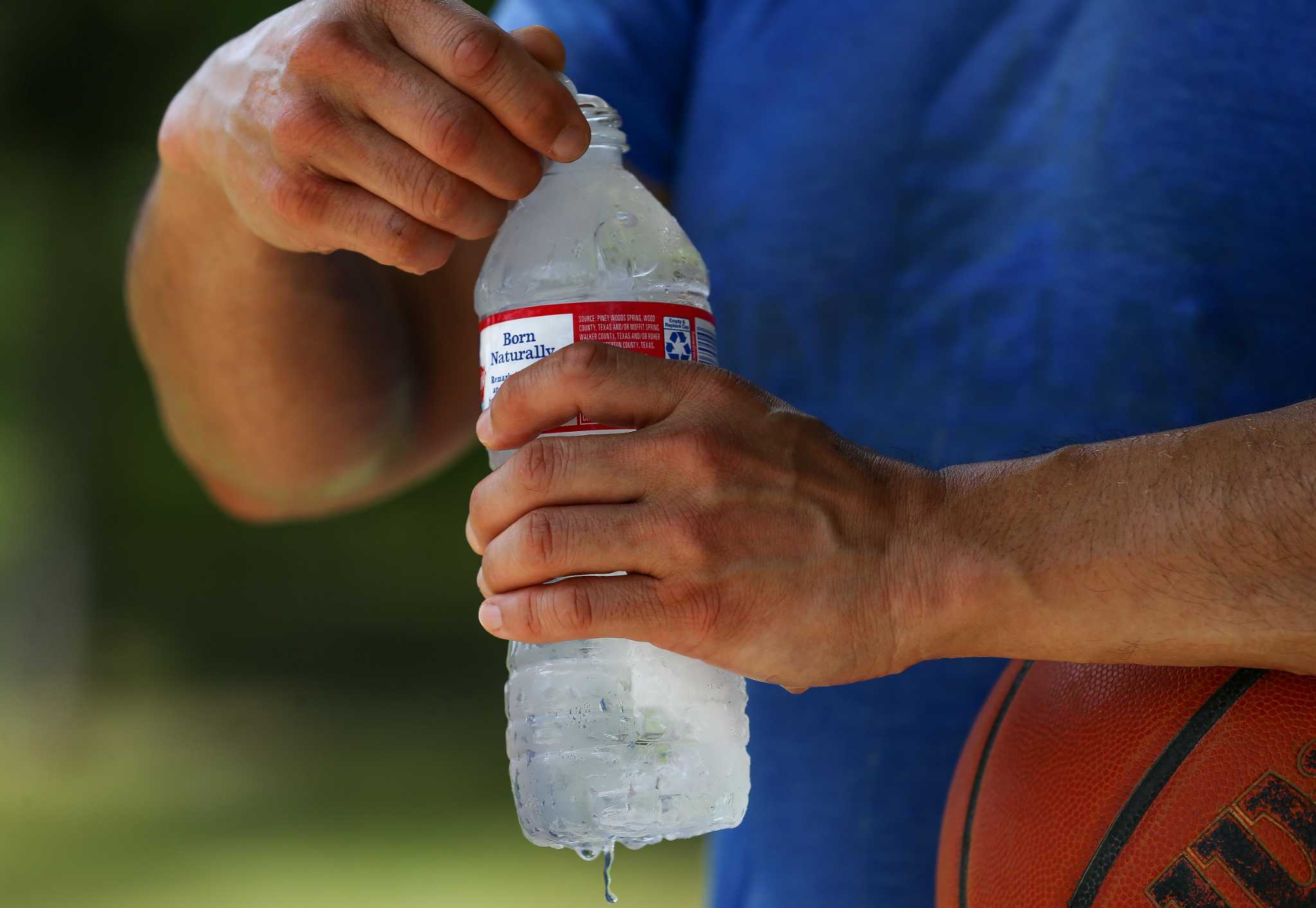 Houston braces for first heat wave, triple digits expected in SE Texas