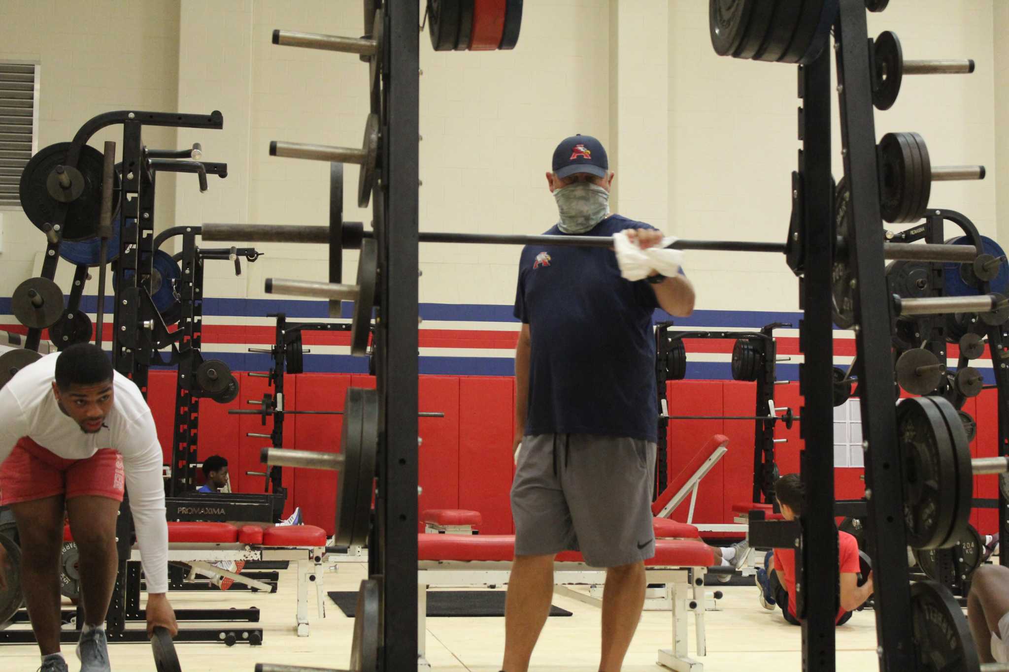 Humble ISD suspends extracurricular activities through