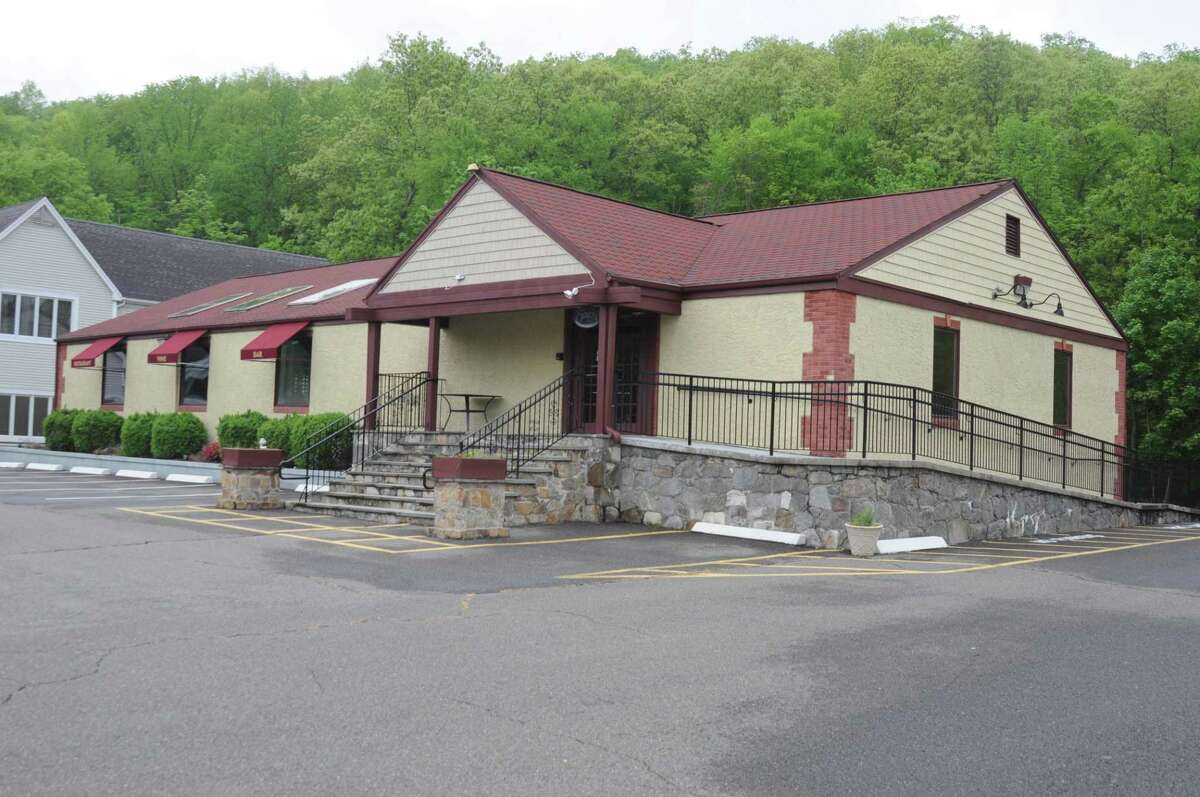 The empty restaurant building at 896 Ethan Allen Highway was the potential site of drive-through food service if the Planning and Zoning Commission had been receptive to the idea, but the commission wasn't open to it.