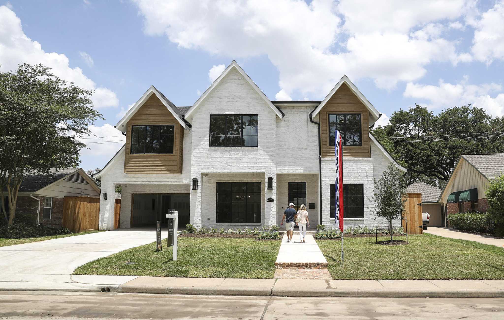 Once fancy affairs, open houses around Houston are now stripped down