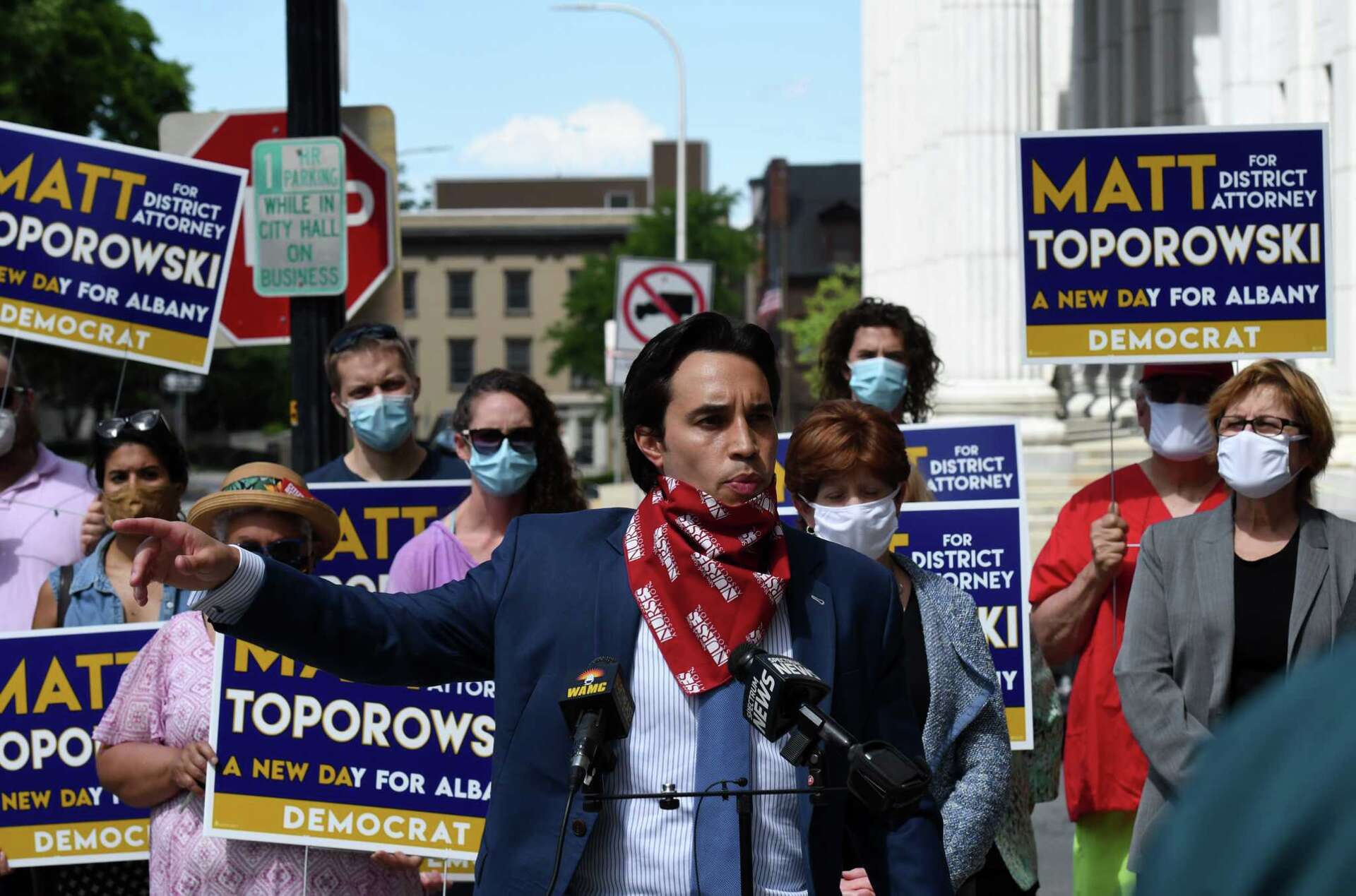 Prosecutor says Toporowski was suspended, asked to leave