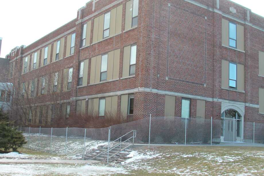 Part of the bond proposal that the Manistee Area Public Schools Board of Education is looking to bring back before the voters in May 2021 is to provide funding to tear down the old high school building located behind Kennedy Elementary School. (File photo)