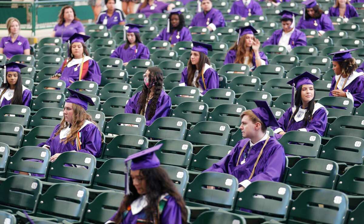 Willis celebrates resilient Class of 2020, ending unconventional year