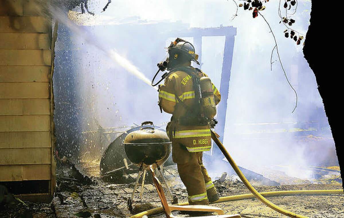 UPDATE Edwardsville house fire claims 70yearold man