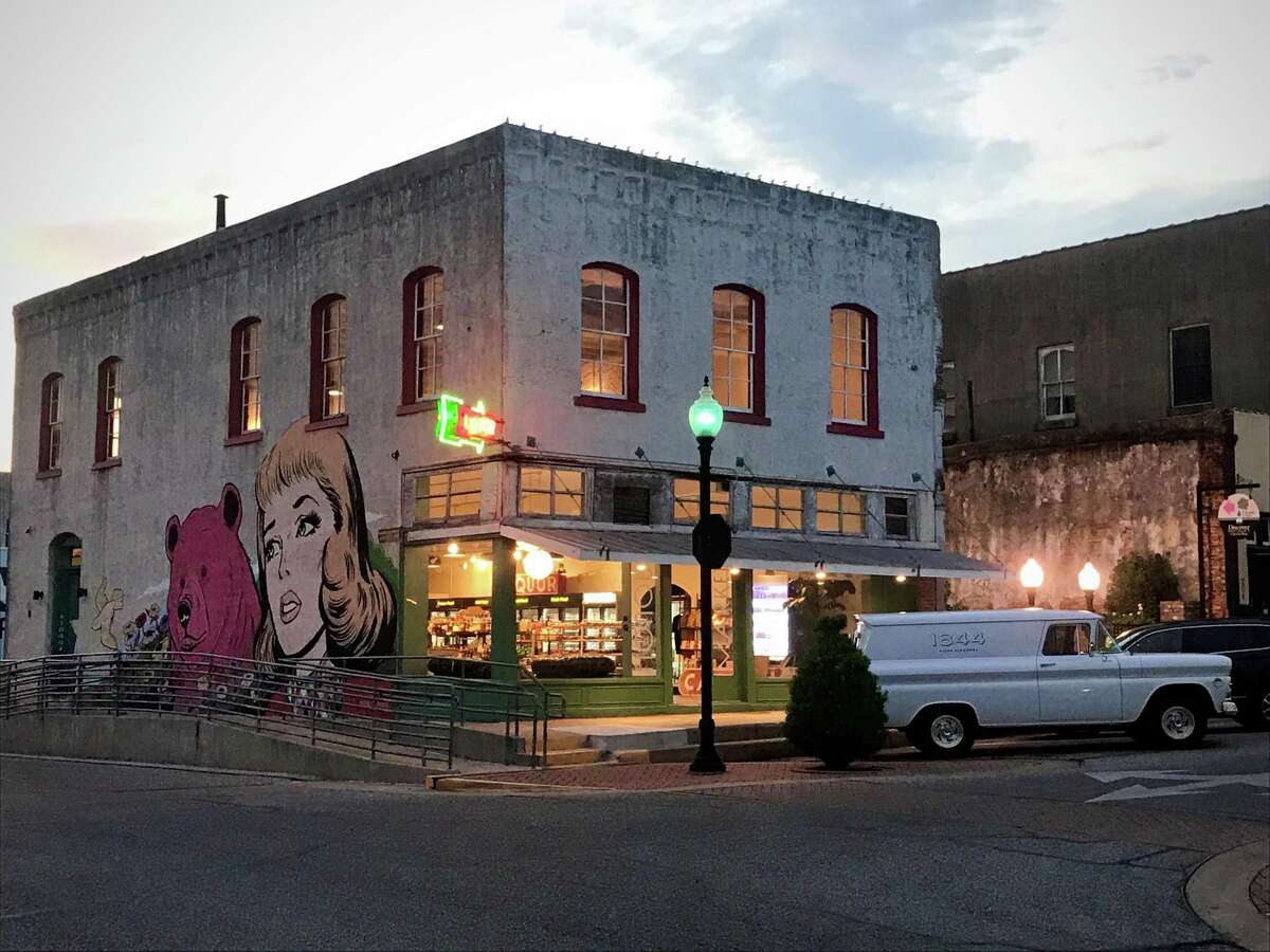 Antiques, art and dining reign in Brenham and Round Top, Texas